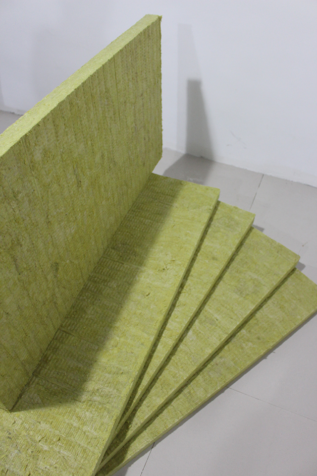 在使用河南济源岩棉板的时候要留意哪些情况? 在使用河南济源岩棉板的时候要留意哪些情况?